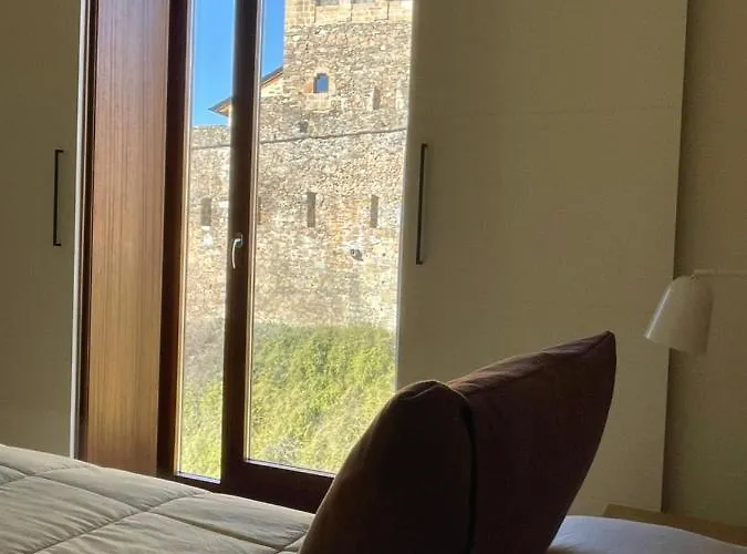 Turisticos Guiana Apartment Ponferrada